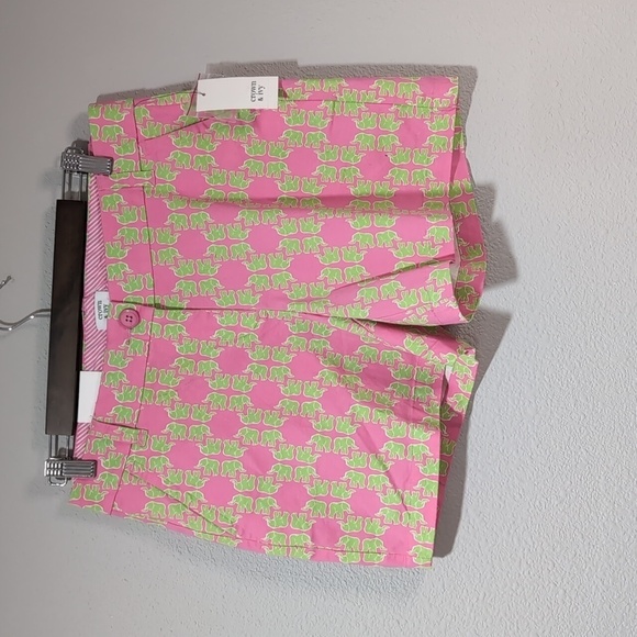 NWT Crown and Ivy Pink Green Elephants‎ 4 shorts - Picture 1 of 3